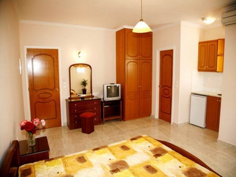 Dinos Hotel Tsilivi  Ngoại thất bức ảnh